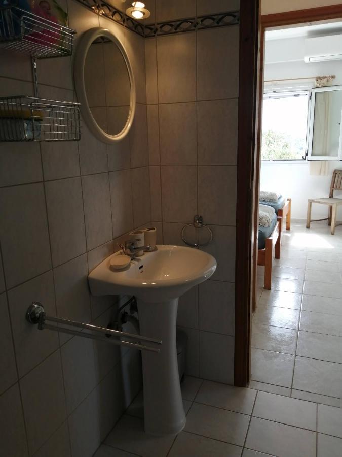 Appartement In Olive Groove House Peloponnesos Western Mani Kalianeika Exterior photo