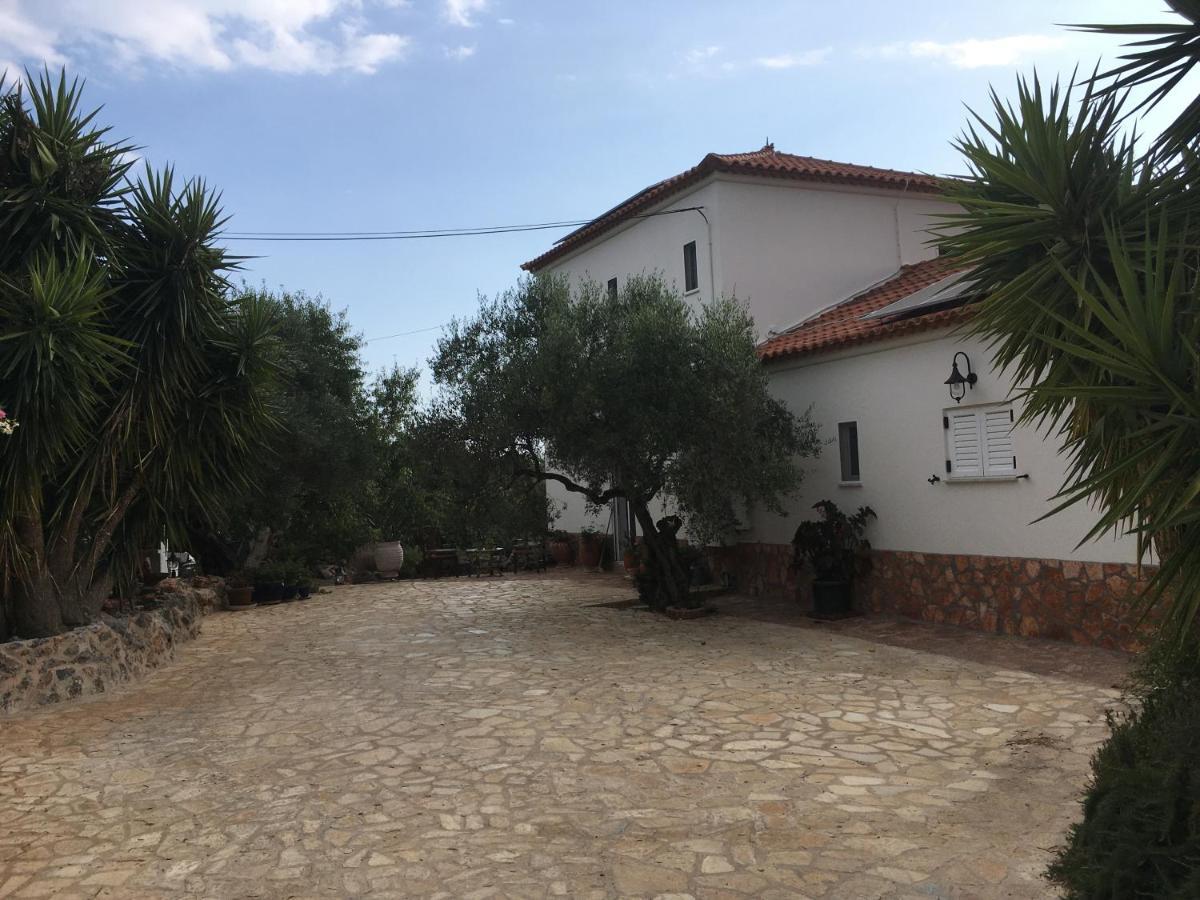 Appartement In Olive Groove House Peloponnesos Western Mani Kalianeika Exterior photo